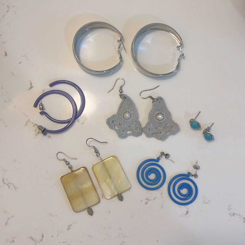 Lot of earrings